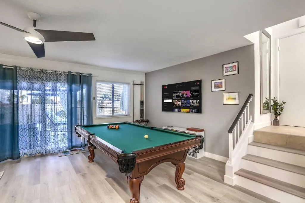 Casa Lucaccini - Gym/Pool/Spa/ Prime Location 4Br Лас-Вегас