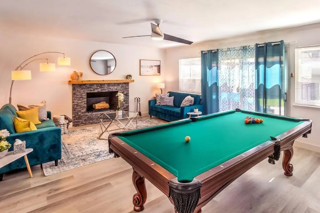 Casa Lucaccini - Gym/Pool/Spa/ Prime Location 4Br Λας Βέγκας 0*,  Ηνωμένες Πολιτείες της Αμερικής